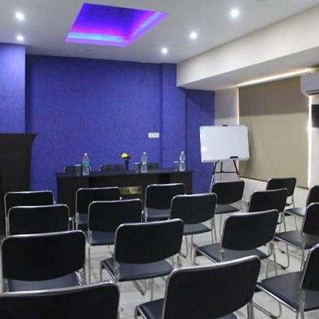 Sm Regency Kochi Exteriér fotografie